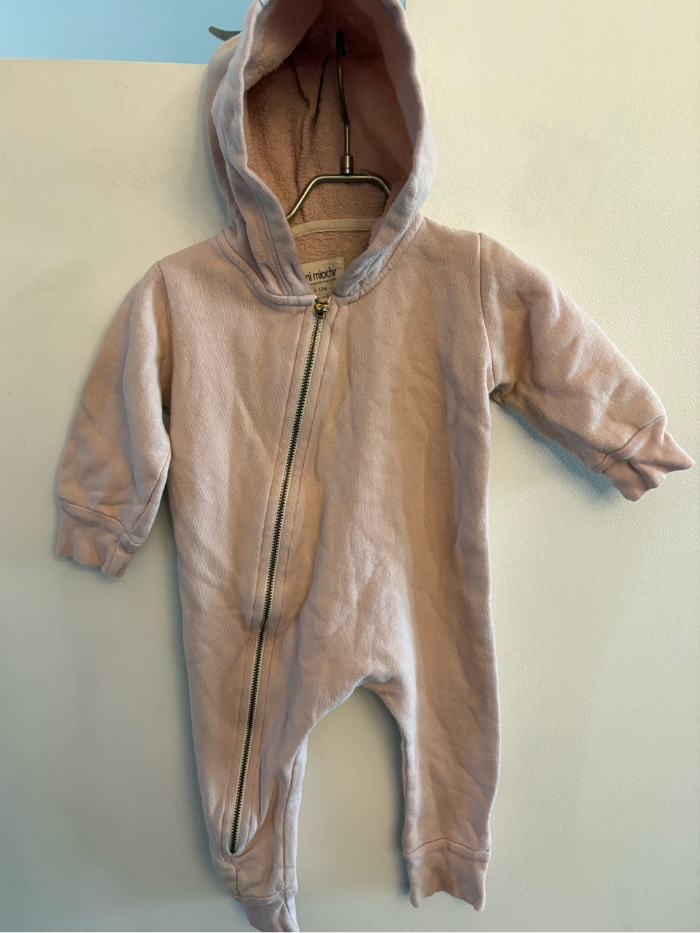 Mini Mioche Baby Hooded One-Piece Organic Romper in Soft Pink 6-12M